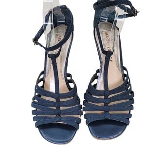 Audrey Brooke Amber Black Strappy Sandals‎